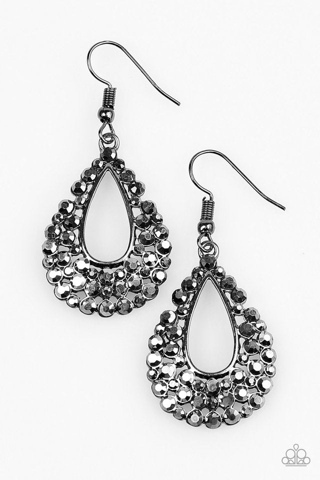 GLAM About Town Black Earring
