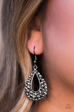 Load image into Gallery viewer, GLAM About Town Black Earring
