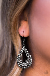 GLAM About Town Black Earring