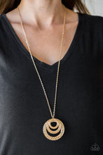 Savagely She-Wolf Gold Necklace
