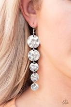 Load image into Gallery viewer, Rippling Resplendence Silver Earring
