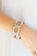 Load image into Gallery viewer, In OVAL Your Head Silver Bracelet
