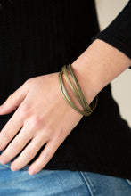 Load image into Gallery viewer, Trending in Tread Brass Bracelet
