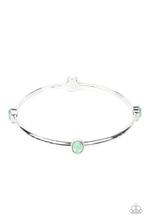 Load image into Gallery viewer, Gleam-Getter Green Bracelet

