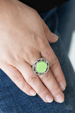 Load image into Gallery viewer, Encompassing Pearlescence Green Ring
