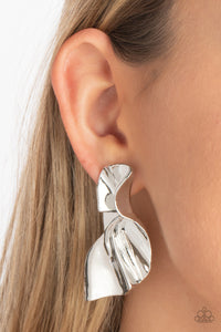 METAL Physical Mood Silver Post Earring